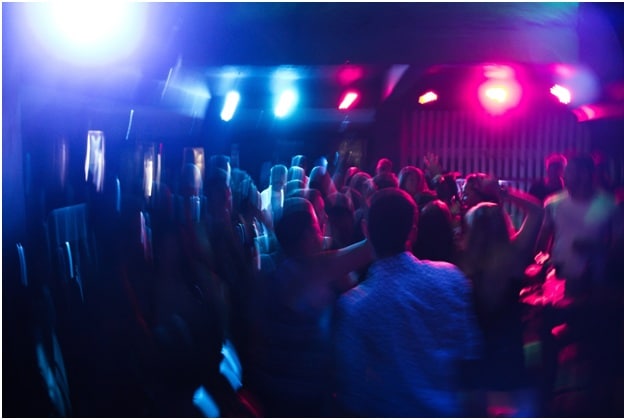 Throwing a Party on Budget Tips for College Students