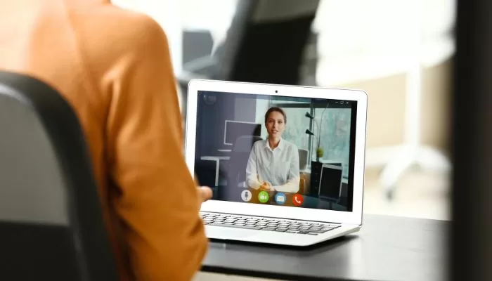 The Benefits of Using Video Interviewing Software