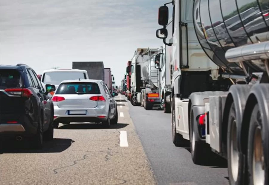 Understanding the Impact of Multiple Parties on Truck Accident Cases